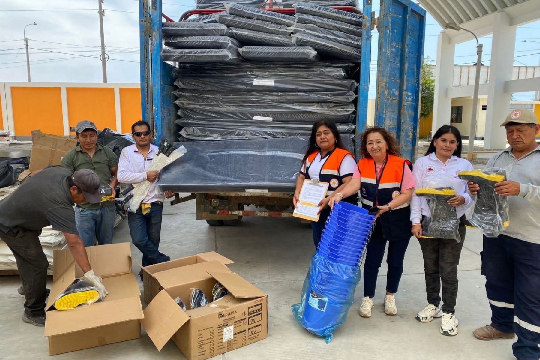 Lambayeque prepara 576 toneladas de ayuda y 2,000 carpas ante posibles emergencias