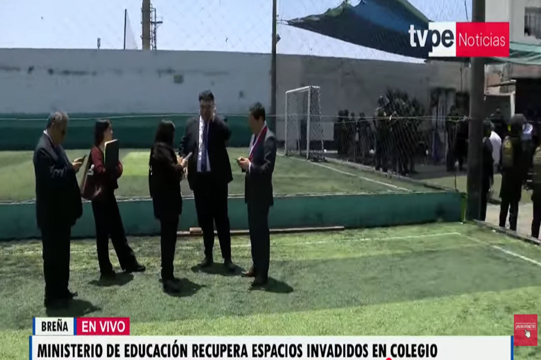 Minedu recupera área deportiva de colegio Mariano Melgar tras más de 11 años de ocupación