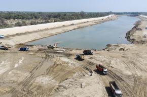 Tareas de limpieza del cauce del río Piura buscan que El Niño no genere afectación a la población. Foto: Mindef/Difusión