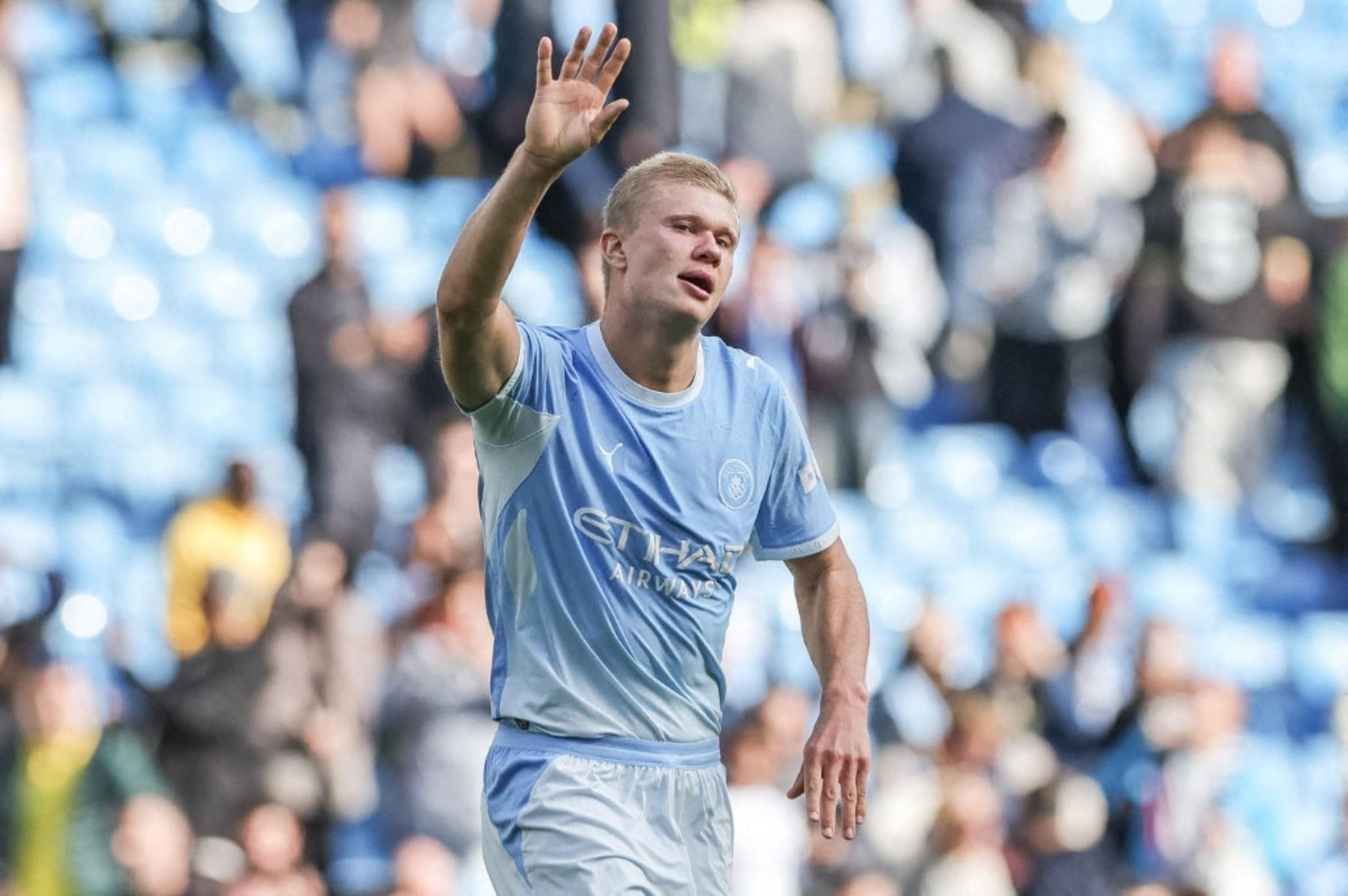 Manchester City debe "mantenerse unido" durante la crisis, asegura Erling Haaland