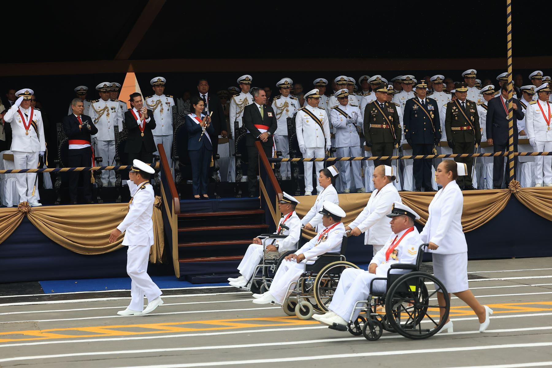 Presidenta Keiko Fujimori participó en conmemoración del 205.° aniversario de la Marina de Guerra del Perú y 147.° aniversario del Combate Naval de Angamos.

Foto: ANDINA/Prensa Presidencia