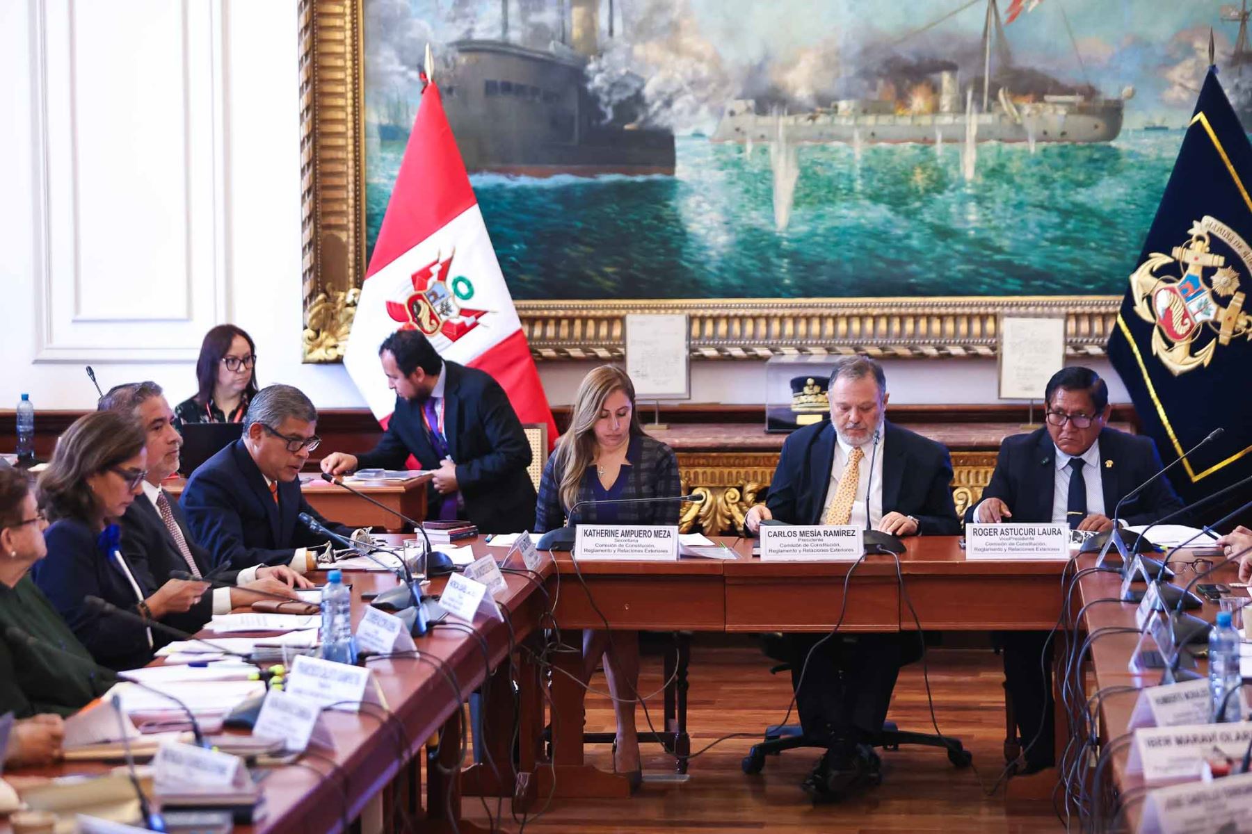 Facultades legislativas: premier Galarreta expone ante Comisión de Constitución