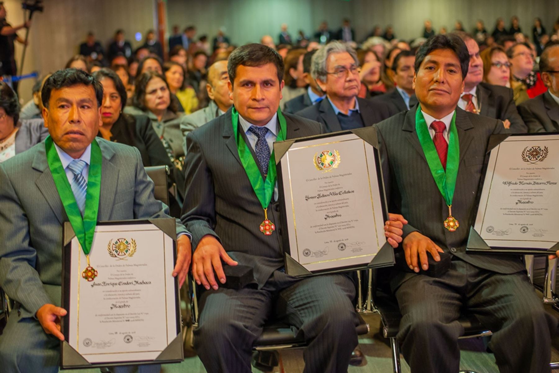 Palmas Magisteriales 2025: Minedu reconoce a 12 profesionales por su aporte educativo