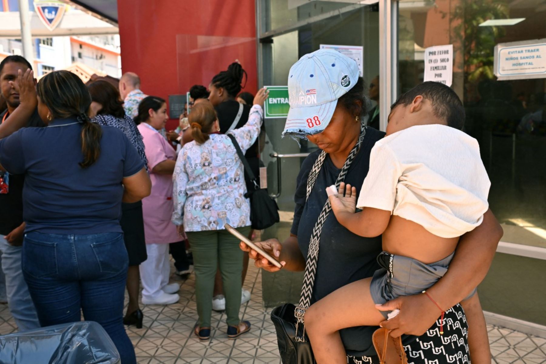 Edificios de la capital panameña, donde se sintió con intensidad el terremoto de magnitud 7,7 registrado este viernes, cuyo epicentro se ubicó cerca de Pitaloza Arriba, en la provincia de Herrera. Foto: AFP