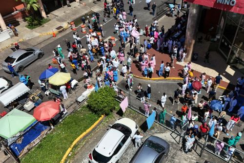 Fuerte sismo de magnitud 7,7 sacude Panamá y provoca pánico en la población