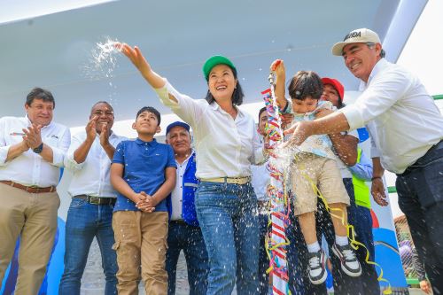 Presidenta Keiko Fujimori inauguró importante obra de agua potable y alcantarillado en beneficio de población de Cieneguilla y Pachacámac