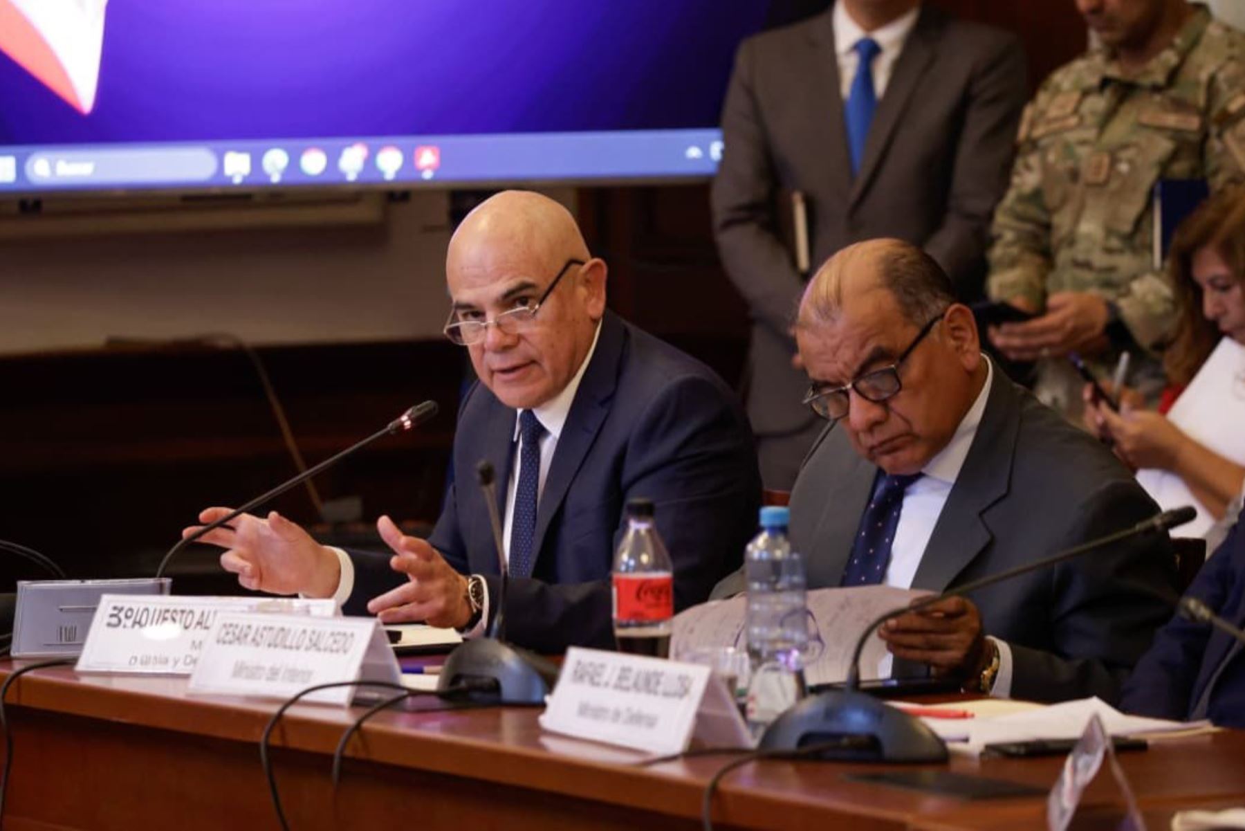 Ministro Álvarez sustenta proyecto de libertad vigilada para egresados por delitos graves