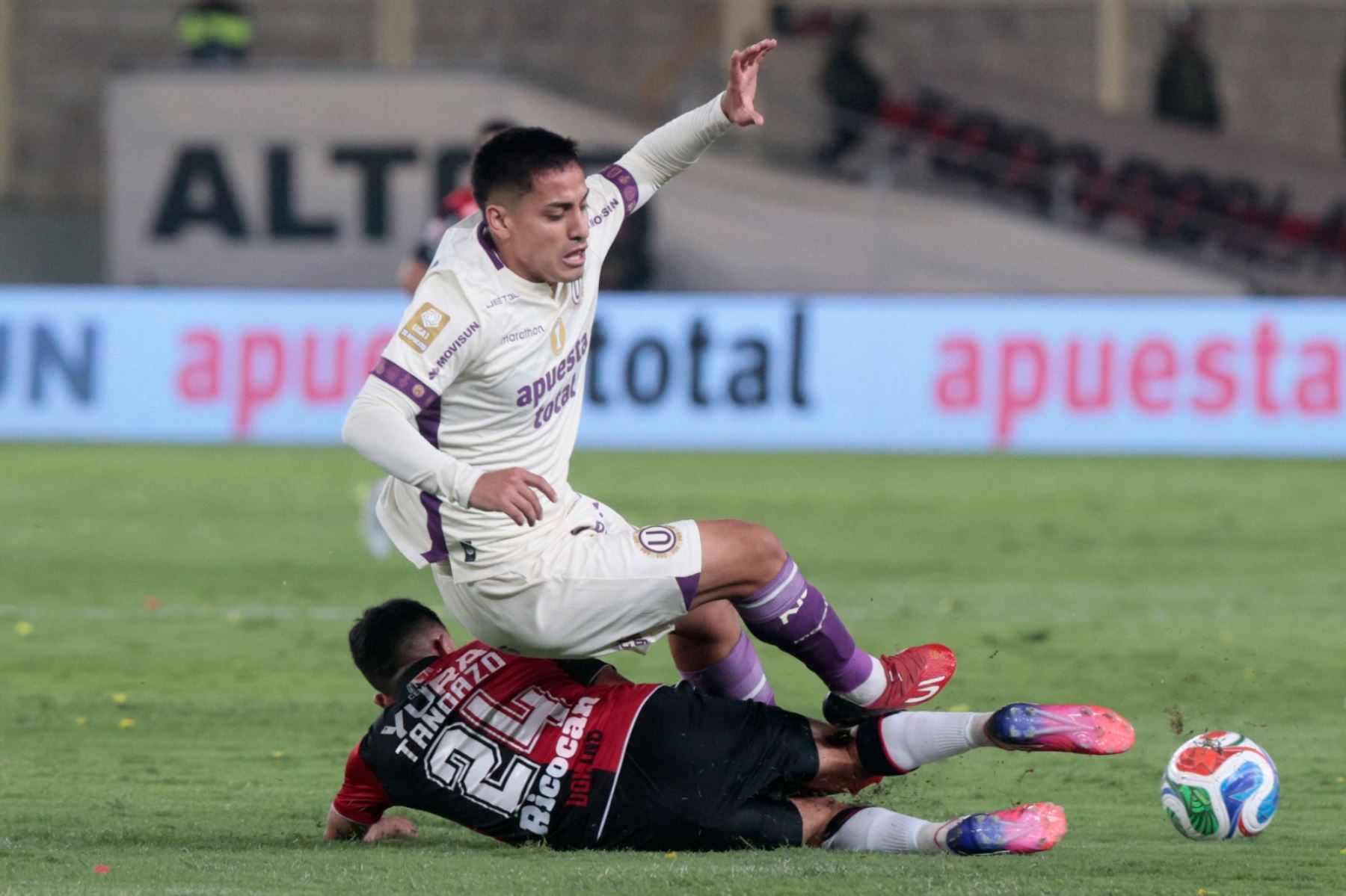 Universitario cae por 1 - 0 ante Melgar de Arequipa. Foto: ANDINA/Vidal Tarqui