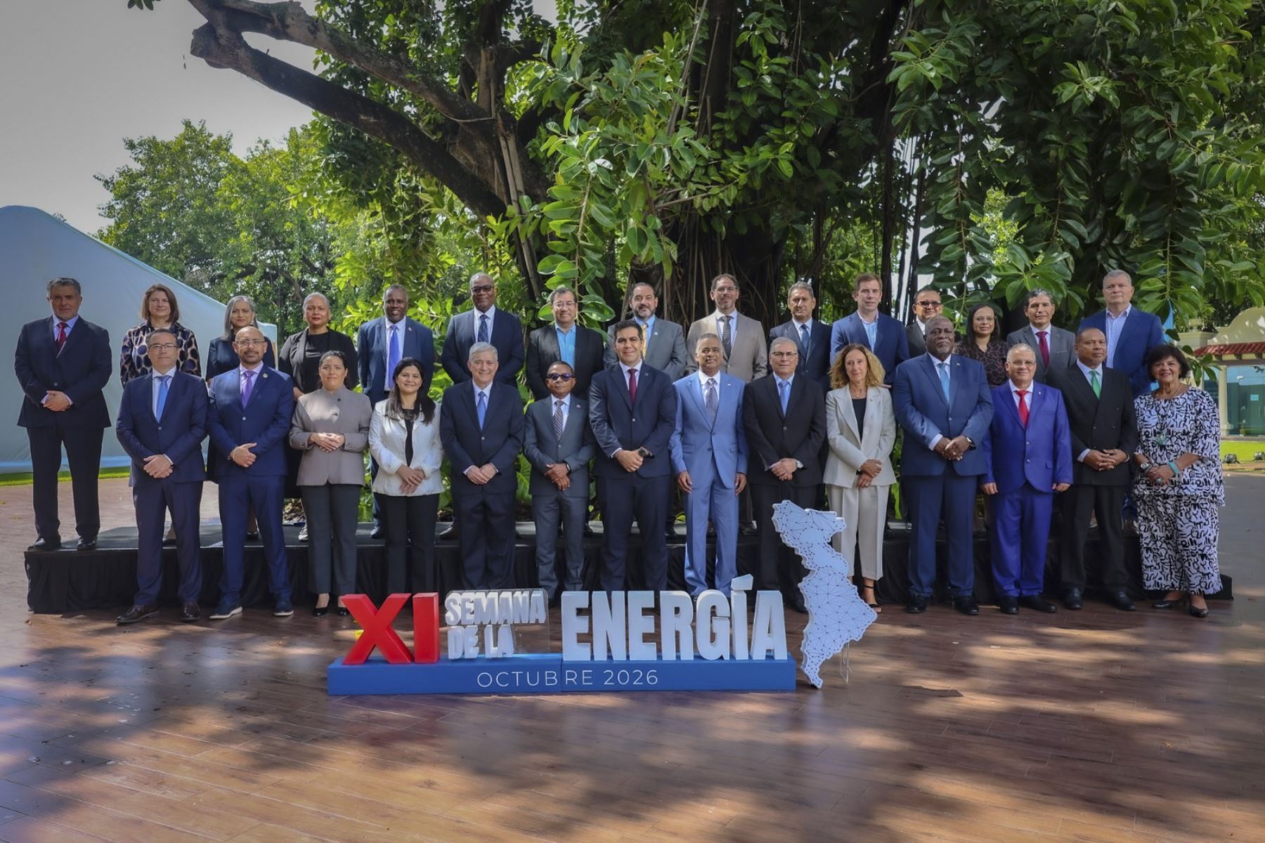 Perú impulsa integración eléctrica regional y descarbonización de la demanda energética