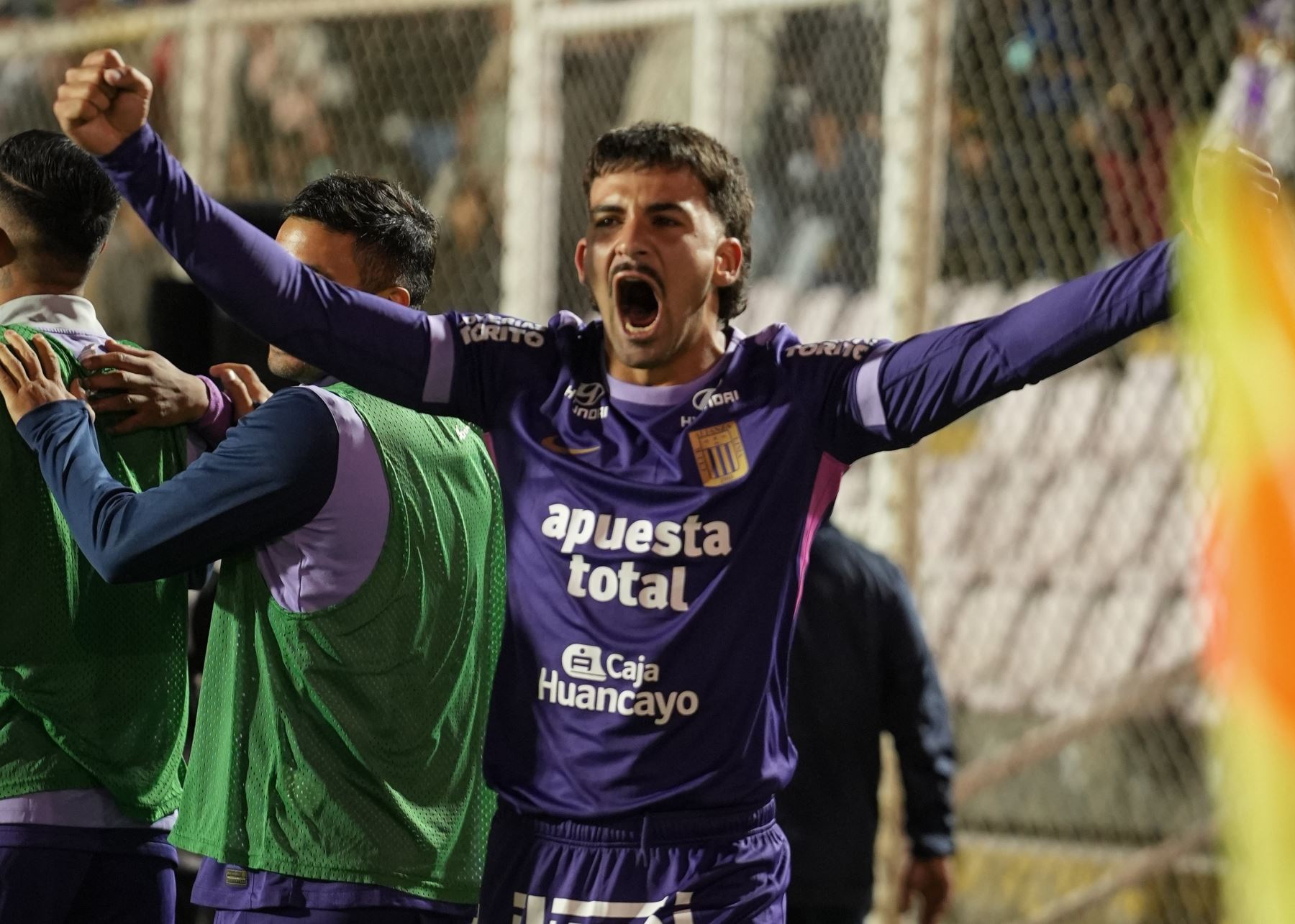 Alianza Lima venció 2-1 en su visita al Cusco FC y se mete en la lucha por el Clausura