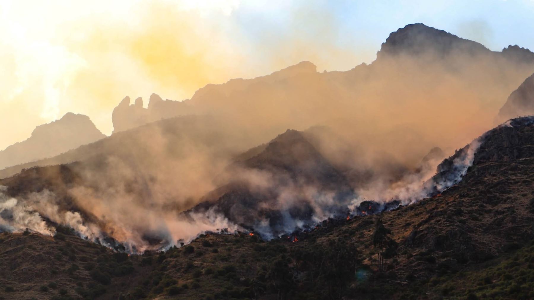Cenepred: 520 distritos del país en nivel de riesgo muy alto por incendios forestales