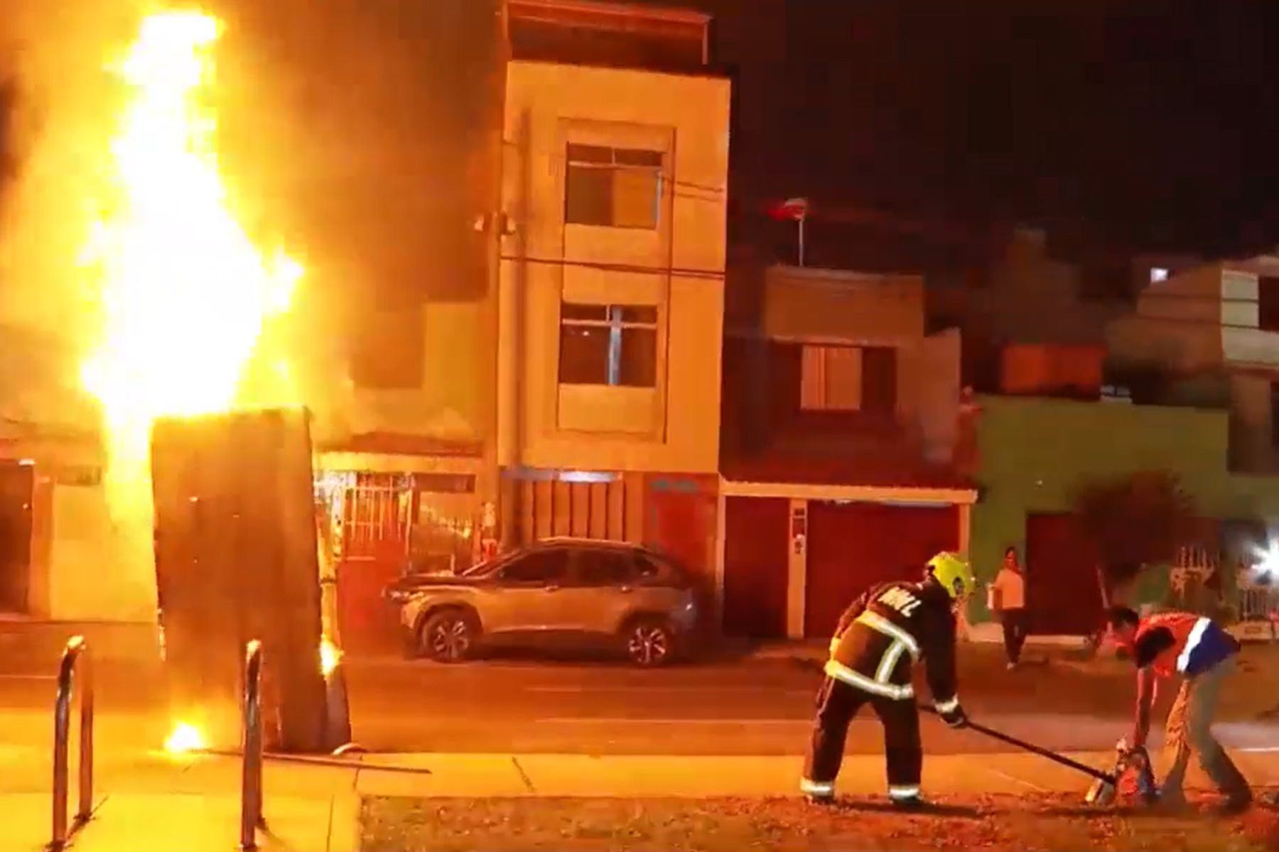 Rescates, incendios y SISMATE: así fue el simulacro de sismo de magnitud 8.8 en Lima