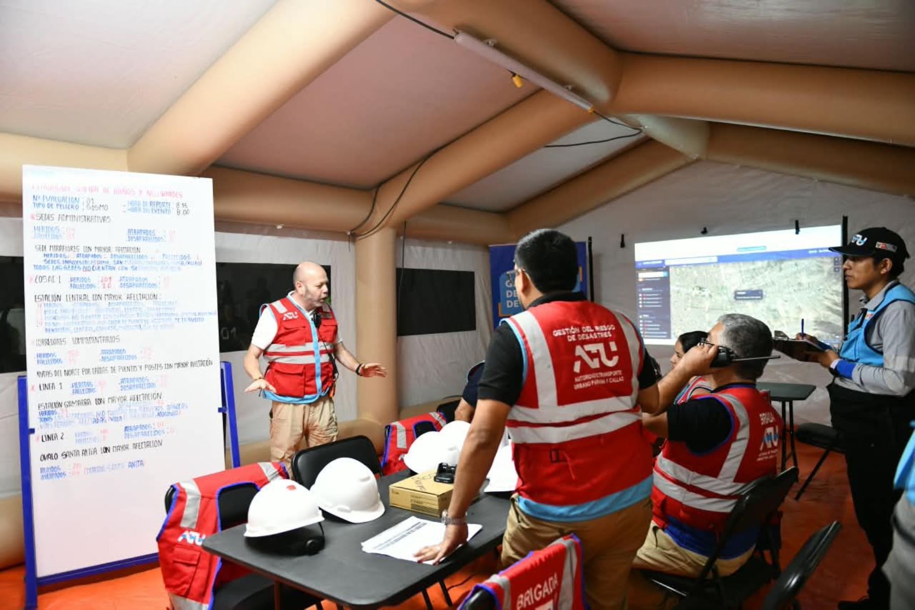 ATU activó protocolo de emergencia en terminal Naranjal durante simulacro nocturno
