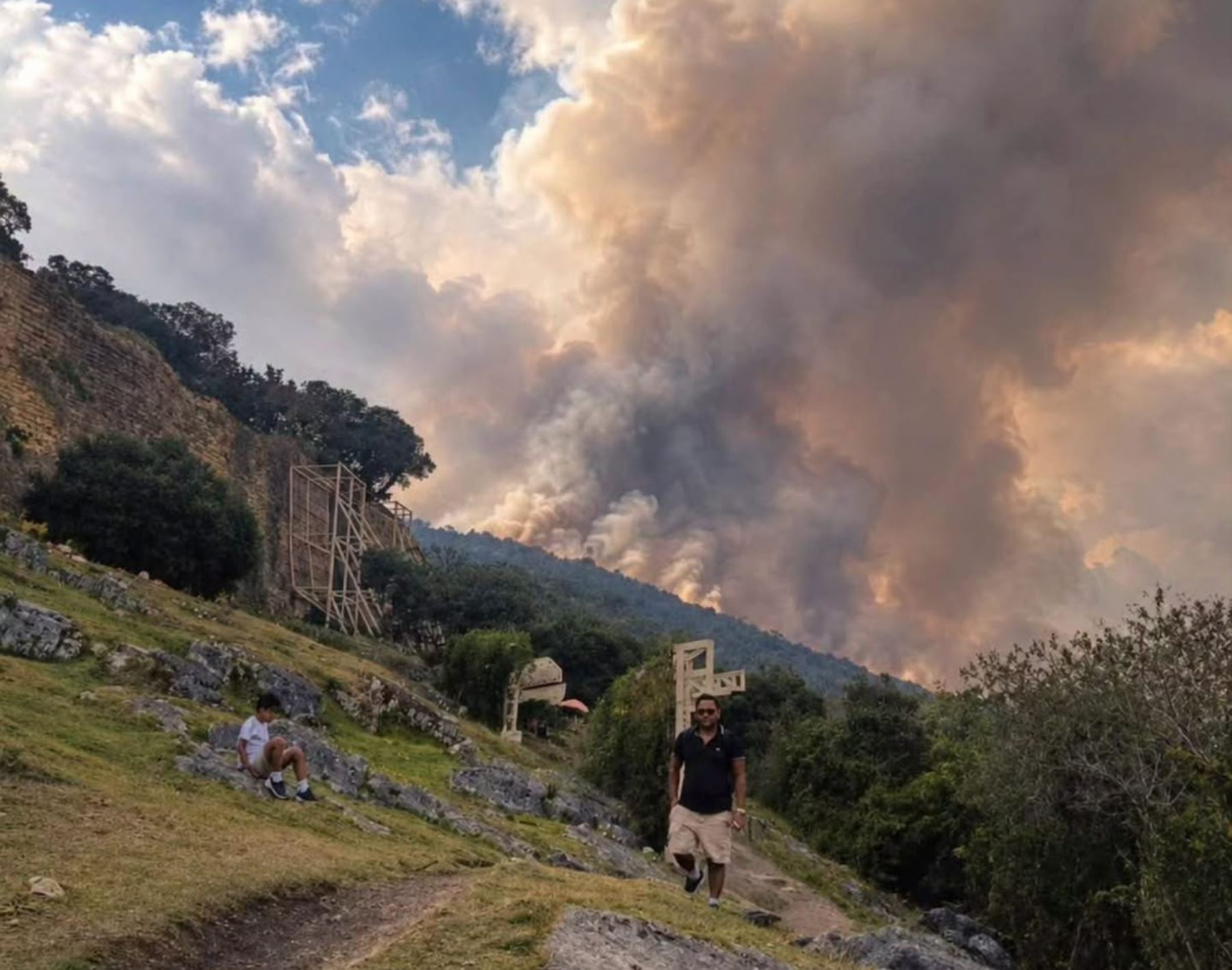 Amazonas en alerta: incendio forestal se registra cerca de la zona arqueológica de Kuélap