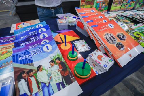 Minedu prioriza distribución de material escolar a zonas que serían afectadas por el FEN