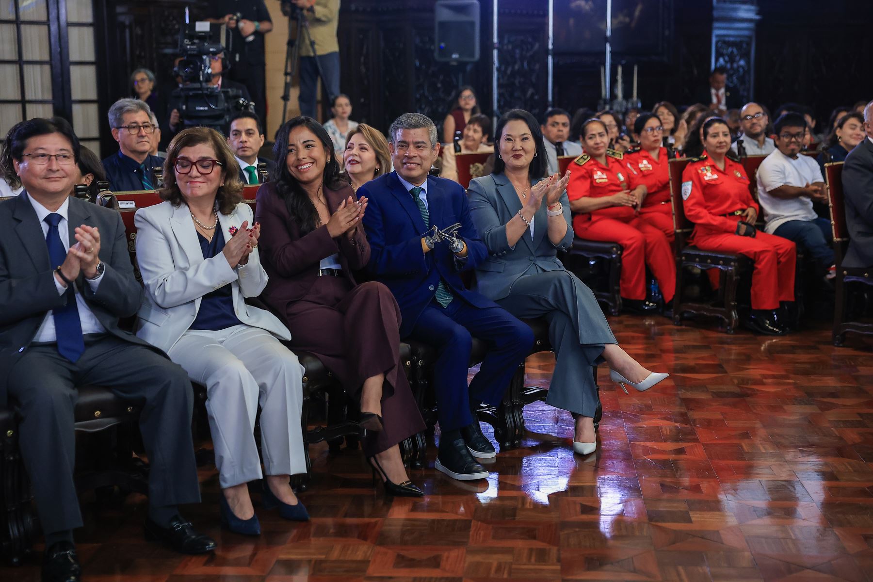Presidenta Keiko Fujimori lideró ceremonia “Talento sin límites: Reconocimiento al Liderazgo y la Superación” en Palacio de Gobierno. Foto: ANDINA/ Prensa Presidencia