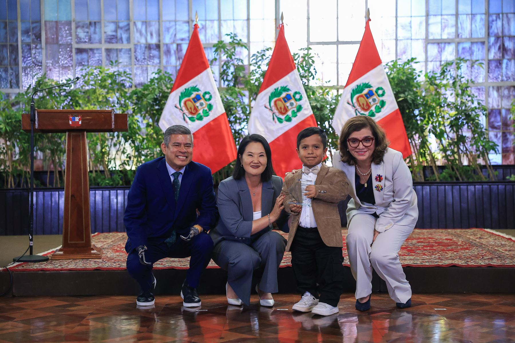 Presidenta Keiko Fujimori lideró ceremonia “Talento sin límites: Reconocimiento al Liderazgo y la Superación” en Palacio de Gobierno. Foto: ANDINA/ Prensa Presidencia