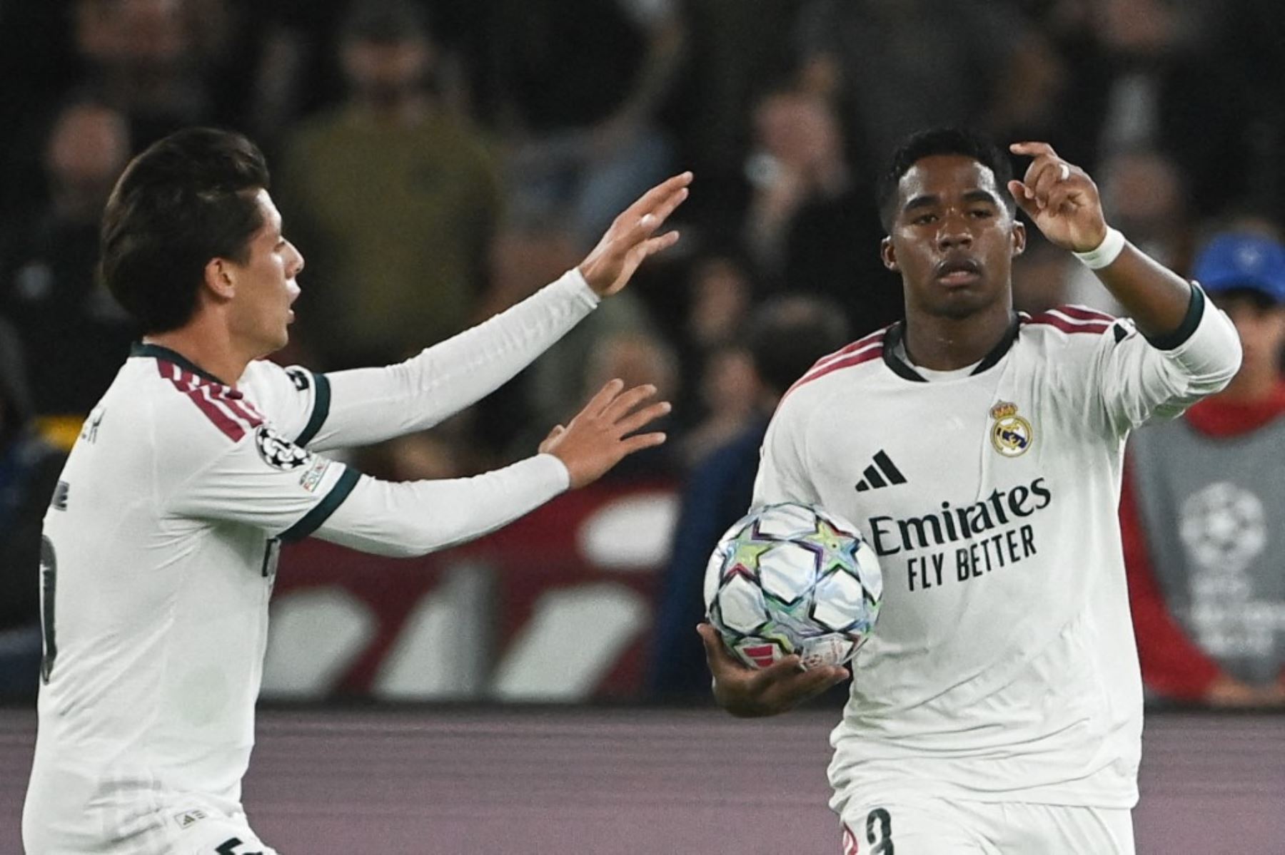 Una remontada más: El Real Madrid tira de épica para llevarse un triunfazo en Roma