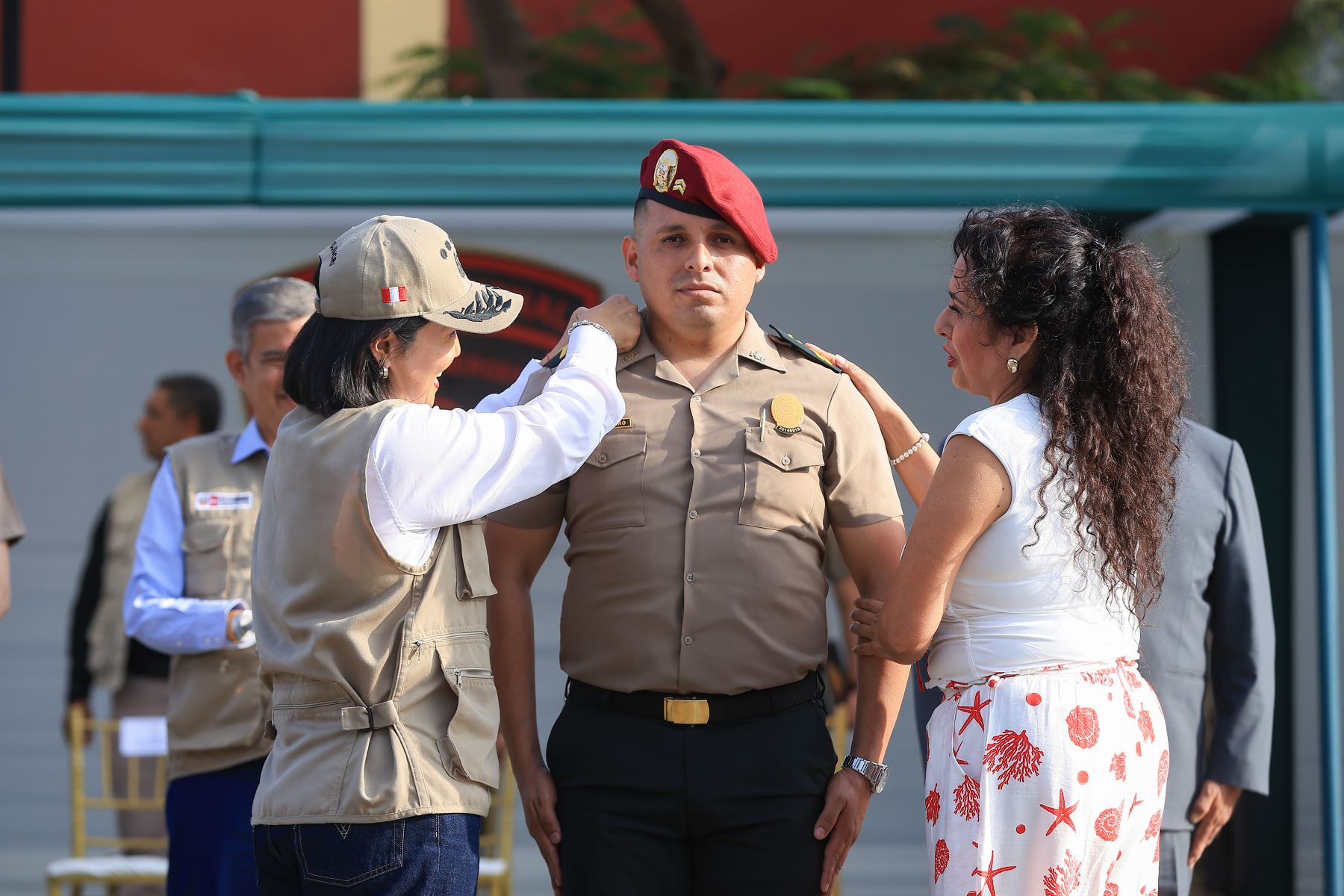 Jefa de Estado encabezó ceremonia de ascenso excepcional por “Acción distinguida” a suboficiales de la Policía Nacional del Perú
 Foto: ANDINA/Prensa Presidencia