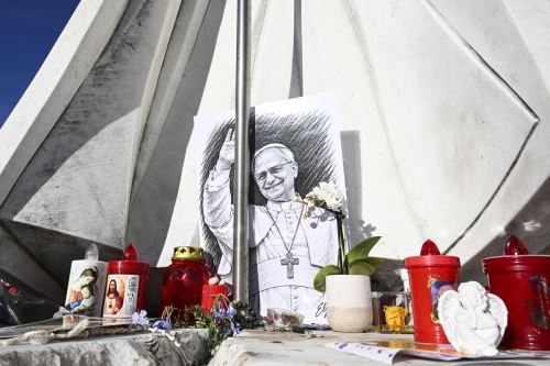 El Papa León XIV en el centro de la atención mundial: Muestra una buena recuperación del pulmón operado