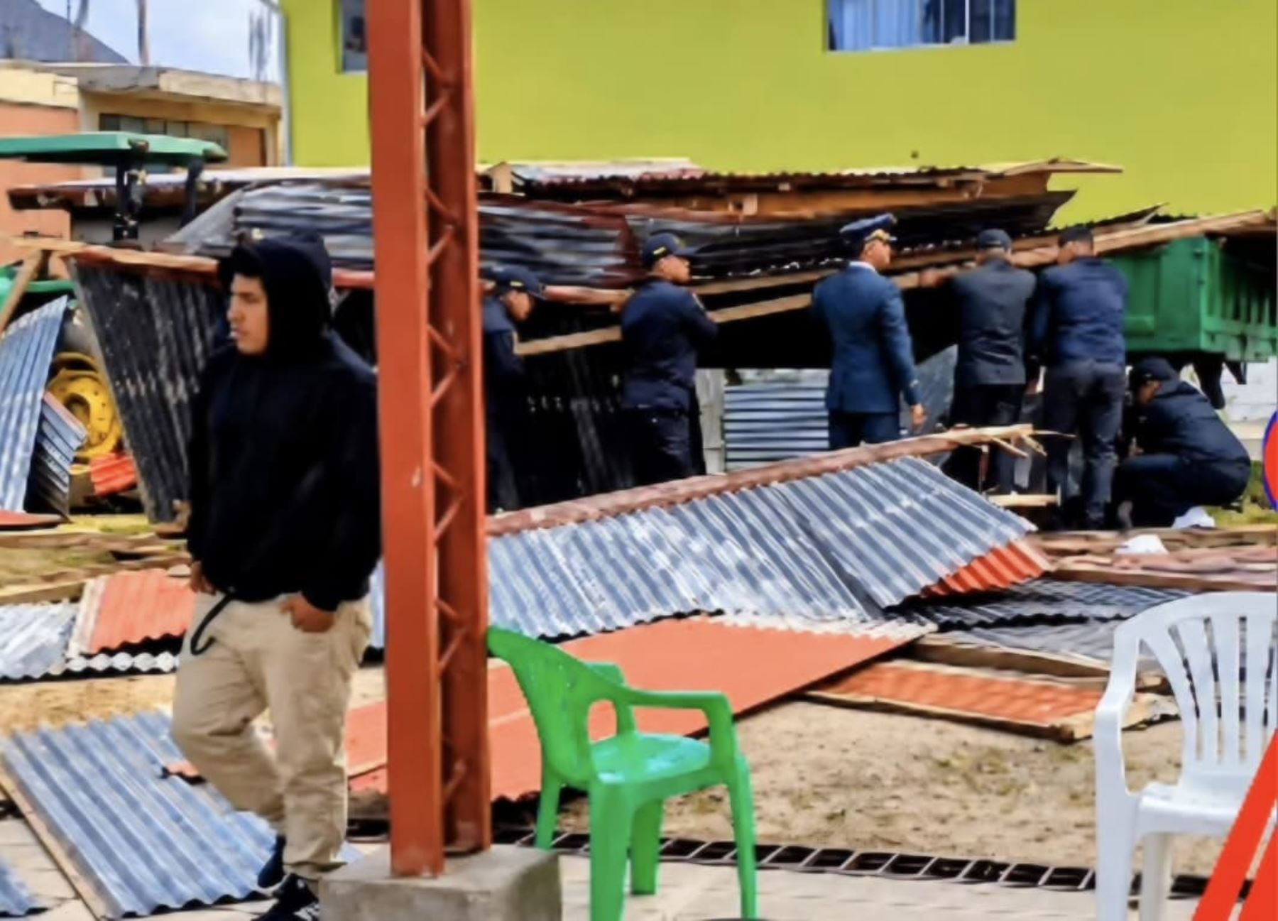 ¡Tragedia en Jauja! Colapso de techo por vientos fuertes deja una fallecida y tres heridas