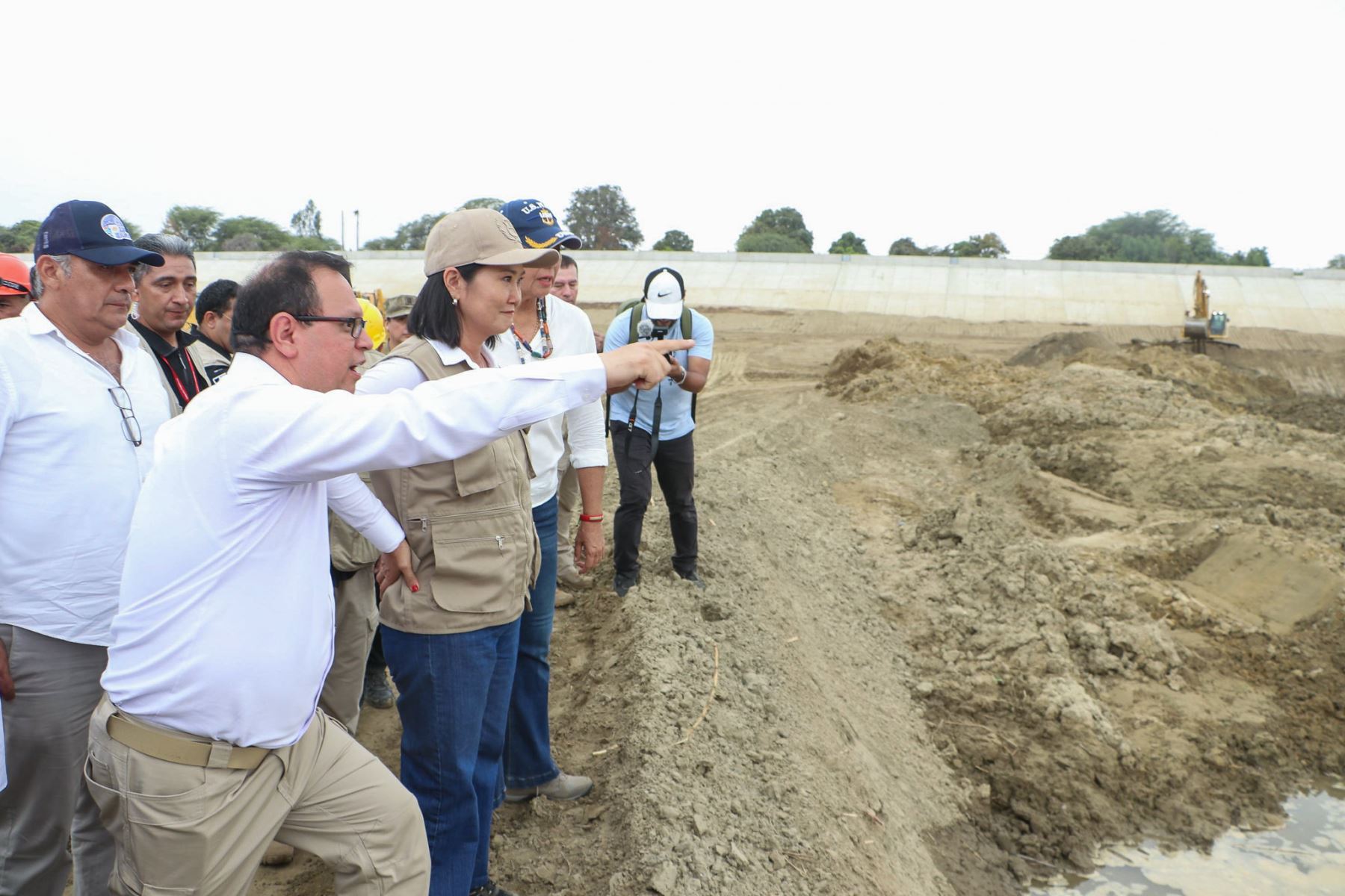 Presidenta supervisa obras de prevenci�n ante El Ni�o en Piura y La Libertad | Agencia Andina
