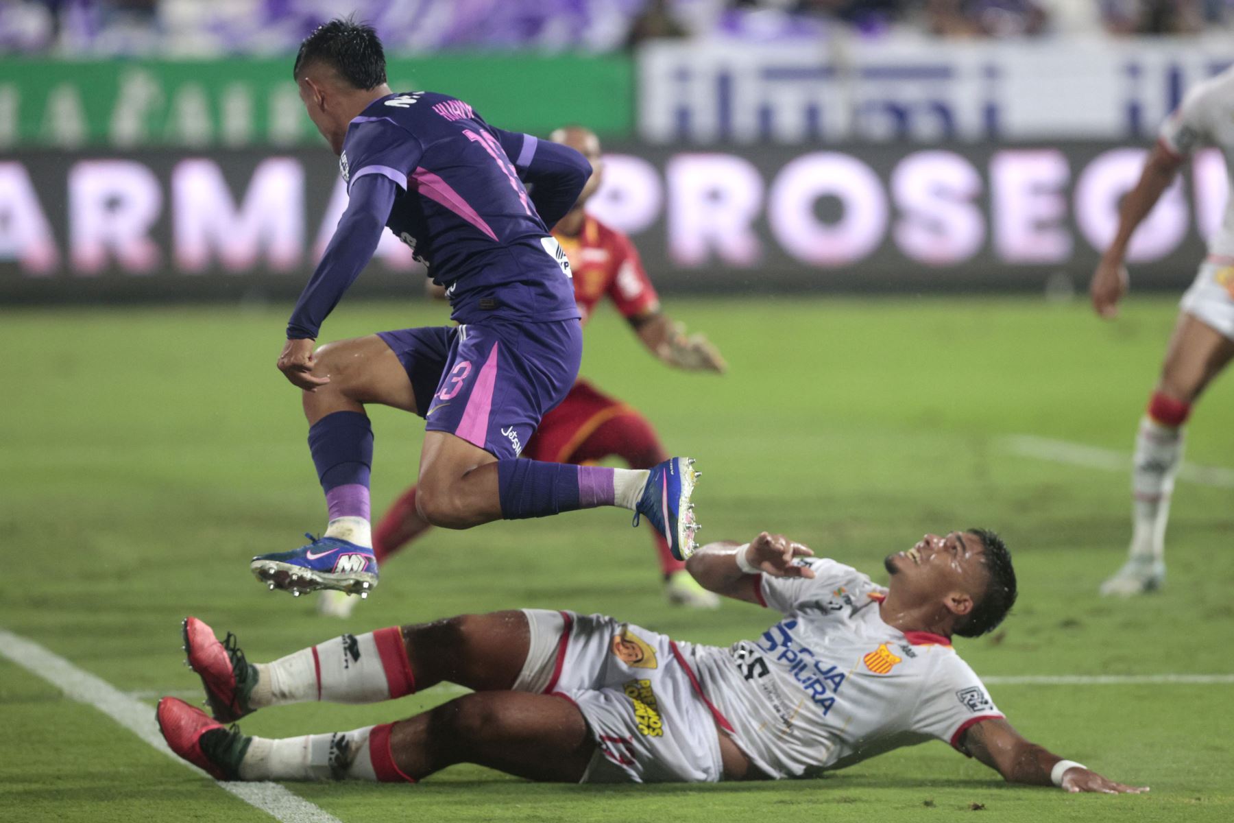 Alianza Lima se enfrenta a Atlético Grau por el torneo Clausura. Foto: ANDINA/Vidal Tarqui