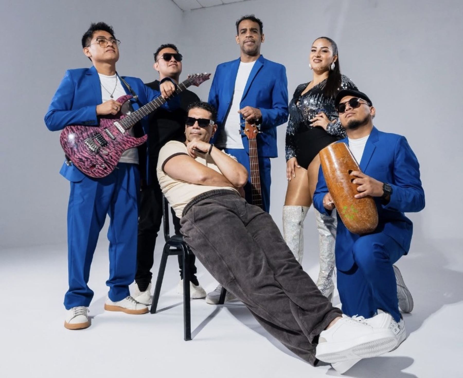 Los Barraza y Masiel Málaga unen su voces en festividad huaralina