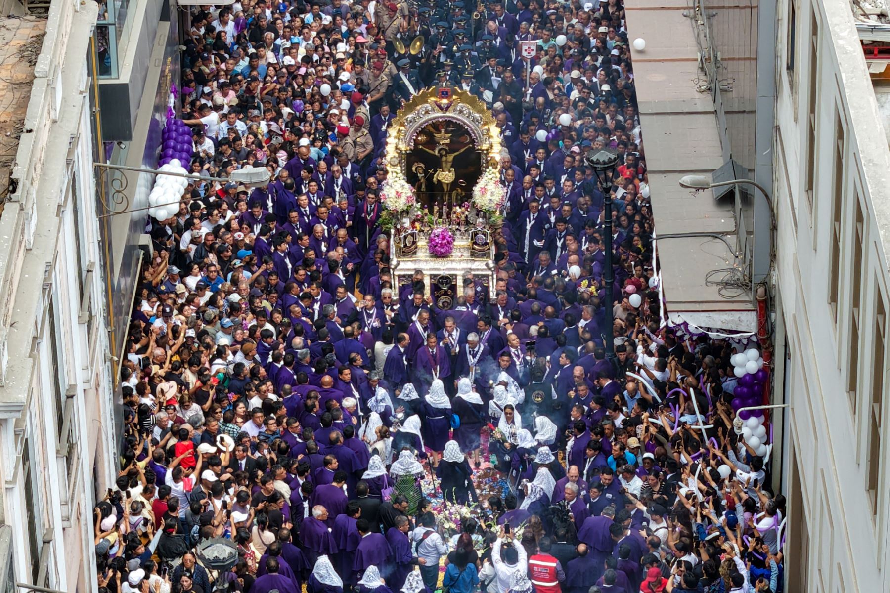 Municipio de Lima desplegará drones y cámaras para proteger fieles en penúltima procesión
