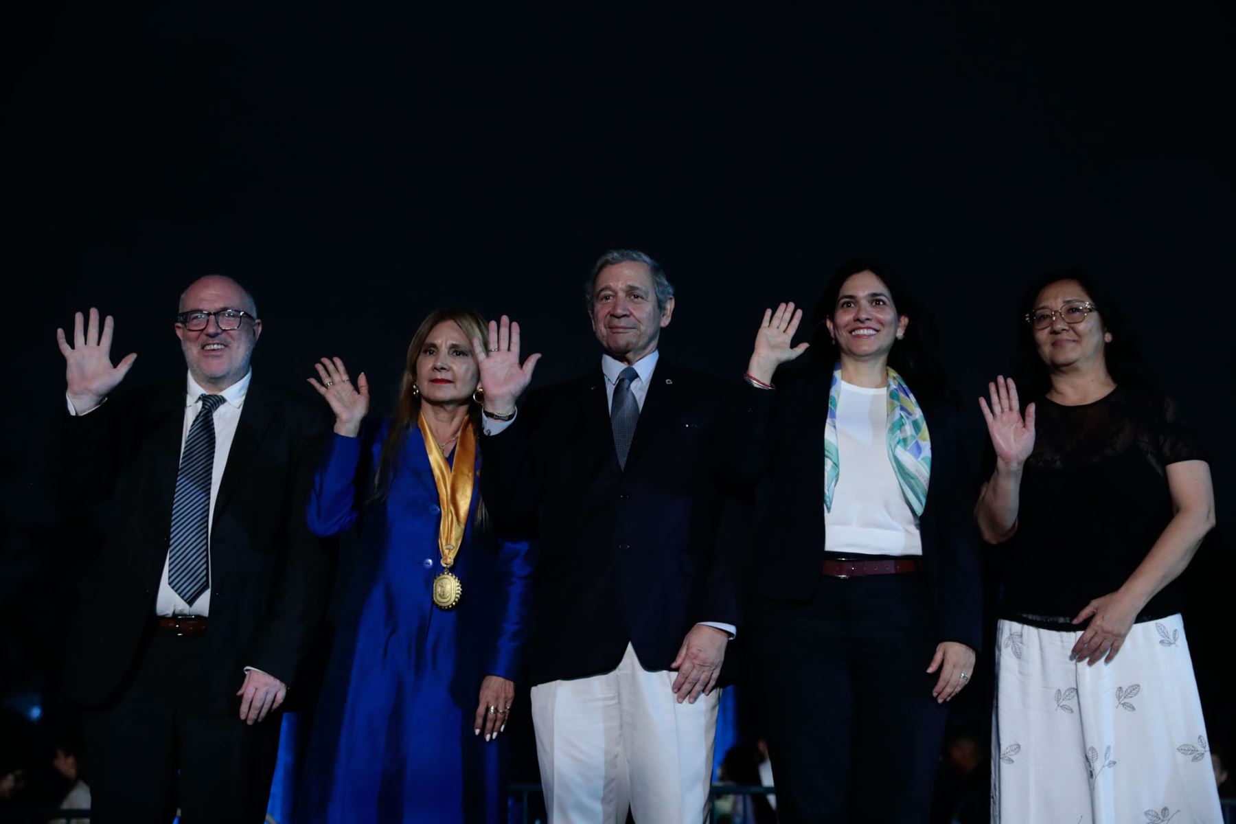 El Circuito Mágico del Agua, en el Cercado de Lima, fue escenario de la presentación de Lima como Destino Turístico Inteligente del Perú, iniciativa impulsada por el Ministerio de Comercio Exterior y Turismo (Mincetur), la Municipalidad Metropolitana de Lima y la Sociedad Mercantil Estatal para la Gestión de la Innovación y las Tecnologías Turísticas (Segittur) de España. La capital peruana se convierte en el tercer destino piloto de esta iniciativa. Foto: ANDINA/Daniel Bracamonte.