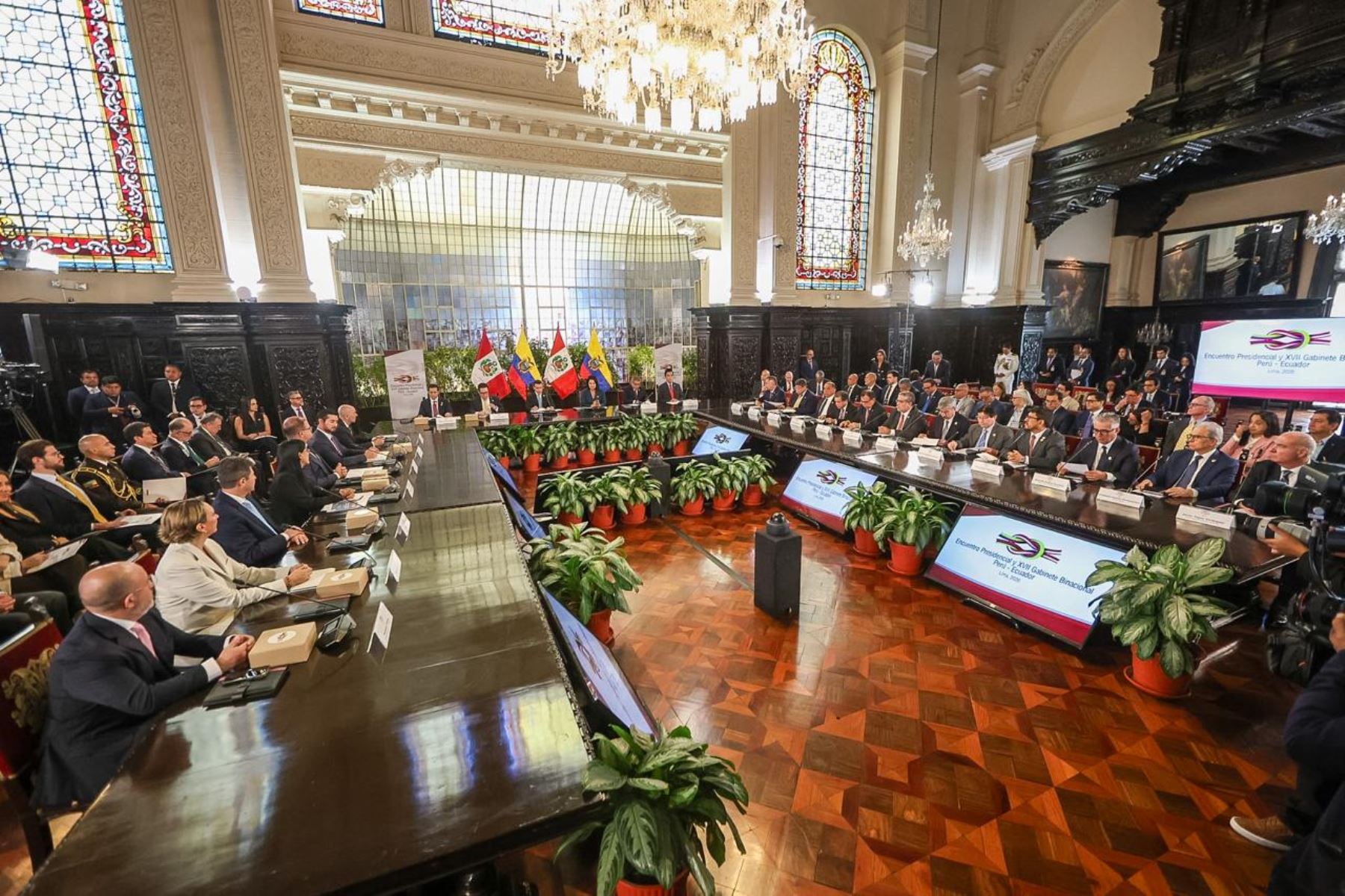 Presidenta de la república, Keiko Fujimori, participa en el Encuentro Presidencial y XVII Gabinete Binacional Perú–Ecuador. Foto: ANDINA/ Luis Iparraguirre