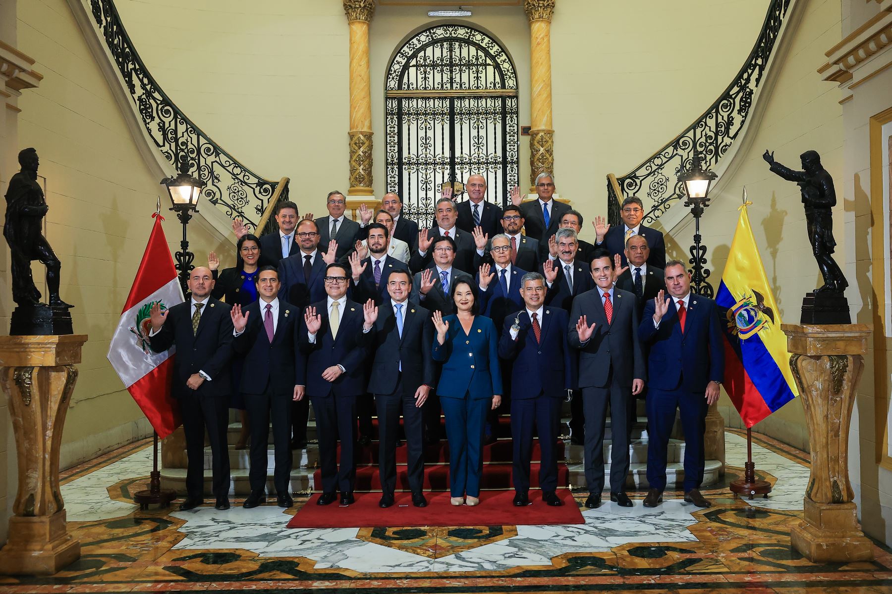 Foto oficial del Encuentro Presidencial y XVII Gabinete Binacional Perú-Ecuador. Foto: ANDINA/Prensa Presidencia