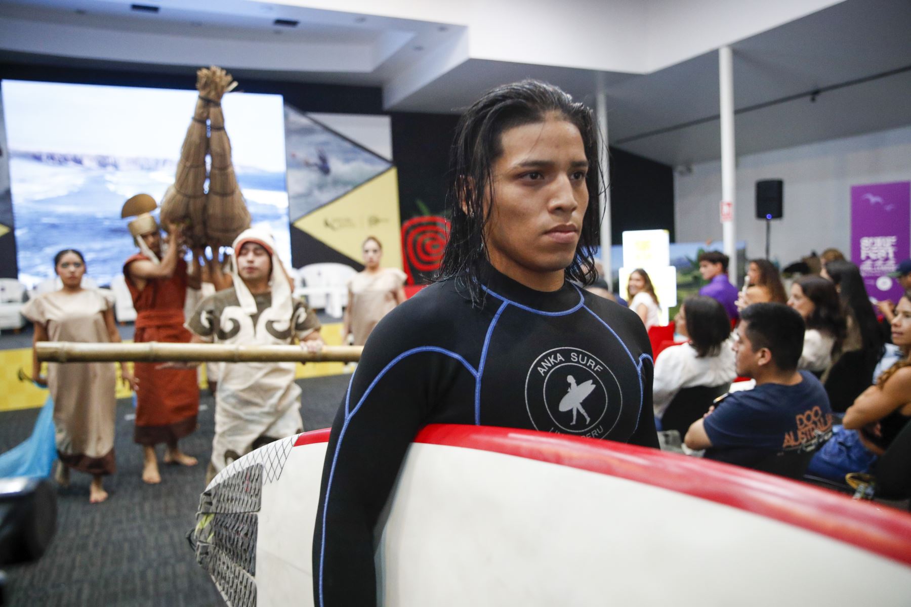 PROMPERÚ entrega licencia de uso de la Marca Perú a Sofía Mulánovich, Este reconocimiento destaca su trayectoria deportiva y su contribución a la proyección internacional del Perú, así como su capacidad de inspirar a nuevas generaciones a través del deporte. Foto: ANDINA/Ricardo Cuba