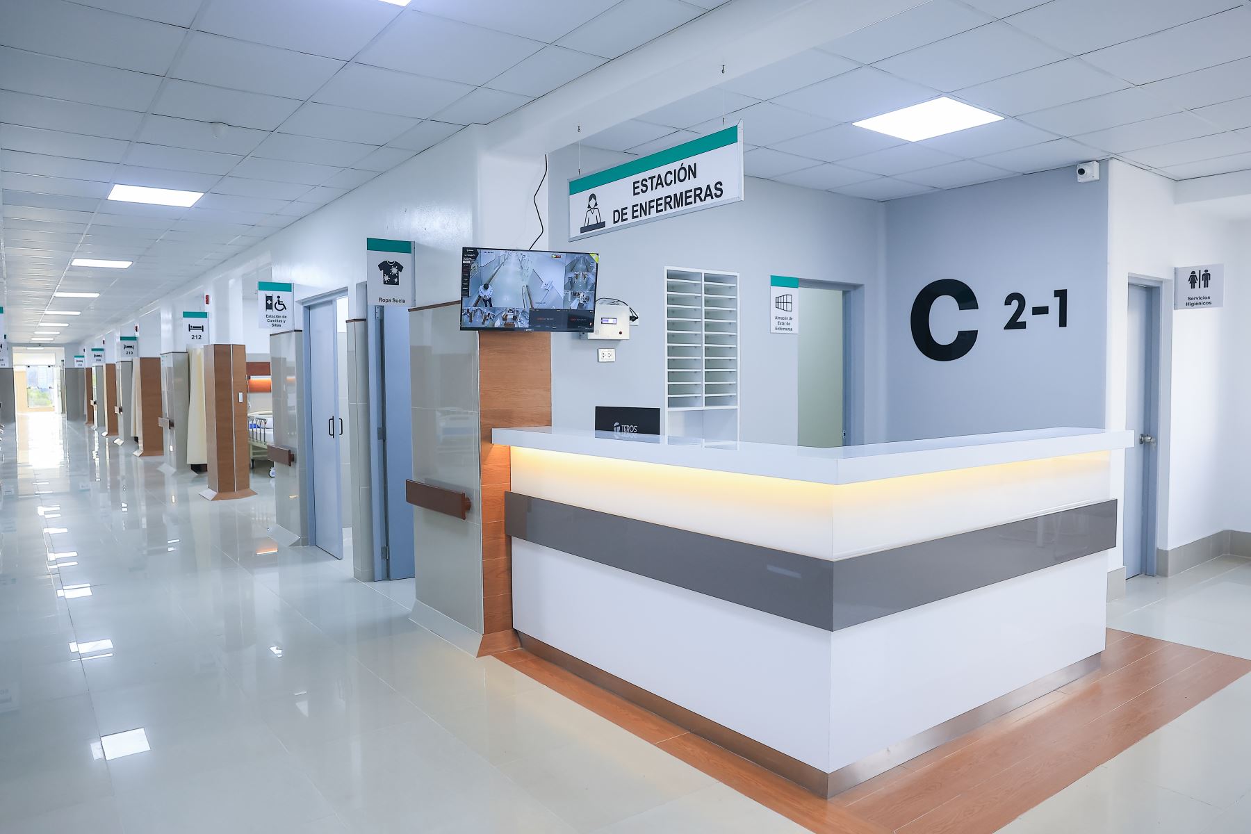 Presidenta Keiko Fujimori inaugura pabellones renovados y nuevo equipamiento del Hospital Militar Central Foto: ANDINA/Prensa Presidencia