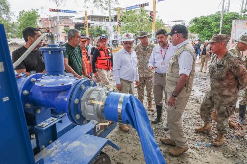 Ministros Vinelli y Belaunde coordinan en Piura acciones del Gobierno ante fuertes lluvias 