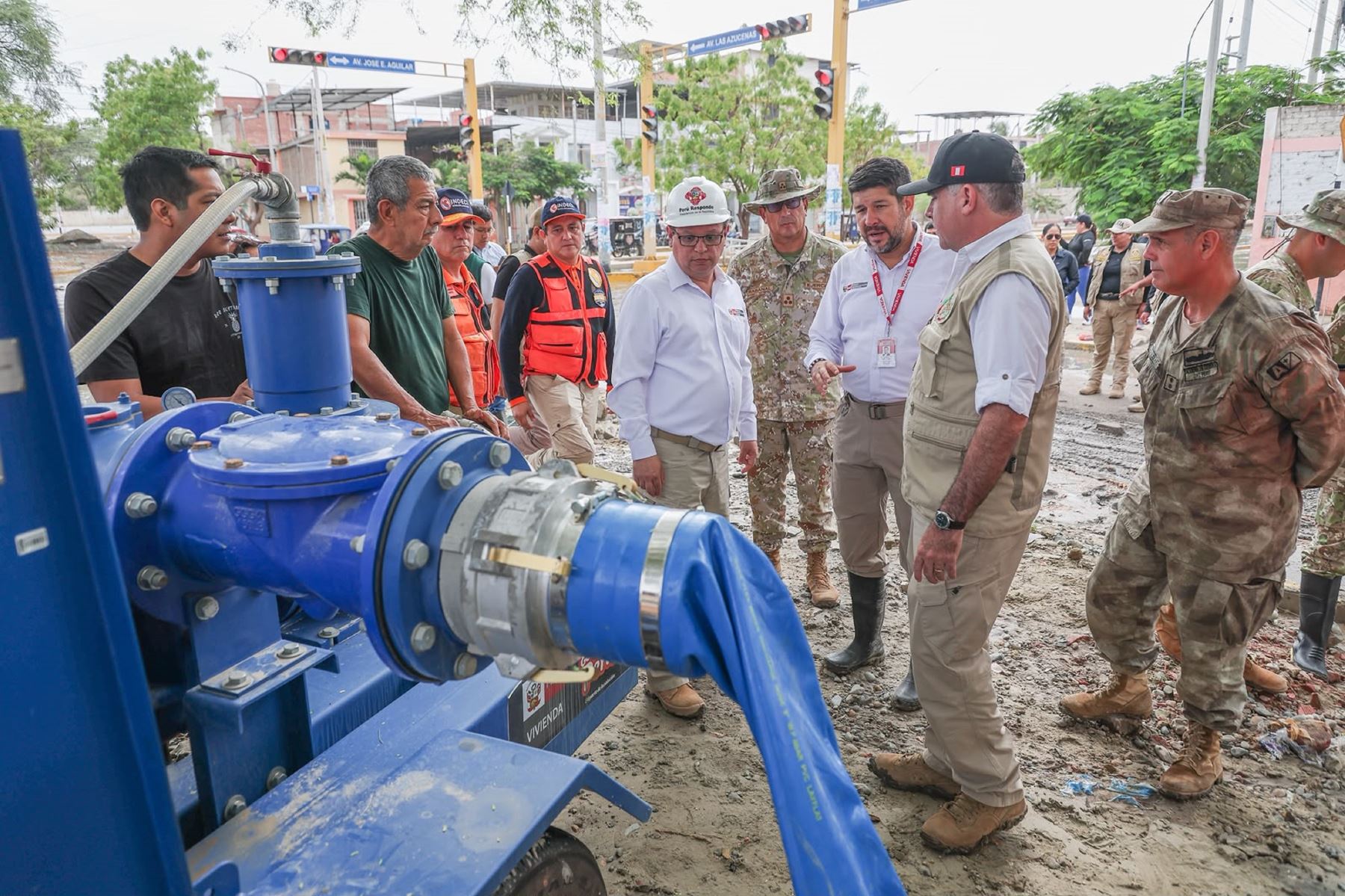 Ministros Vinelli y Belaunde coordinan en Piura acciones del Gobierno ante fuertes lluvias