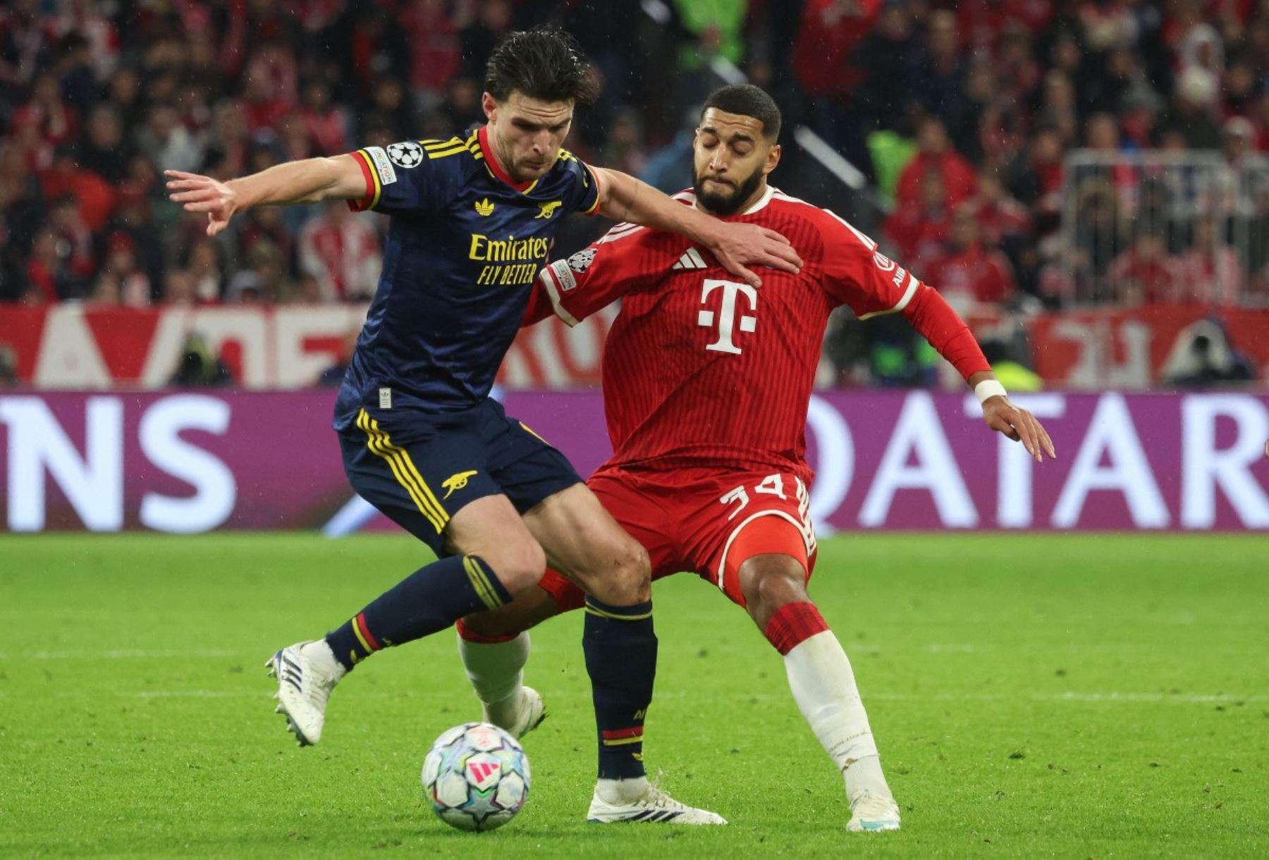 Duelo de titanes: Bayern Múnich y Arsenal empataron en un partidazo a nivel Champions