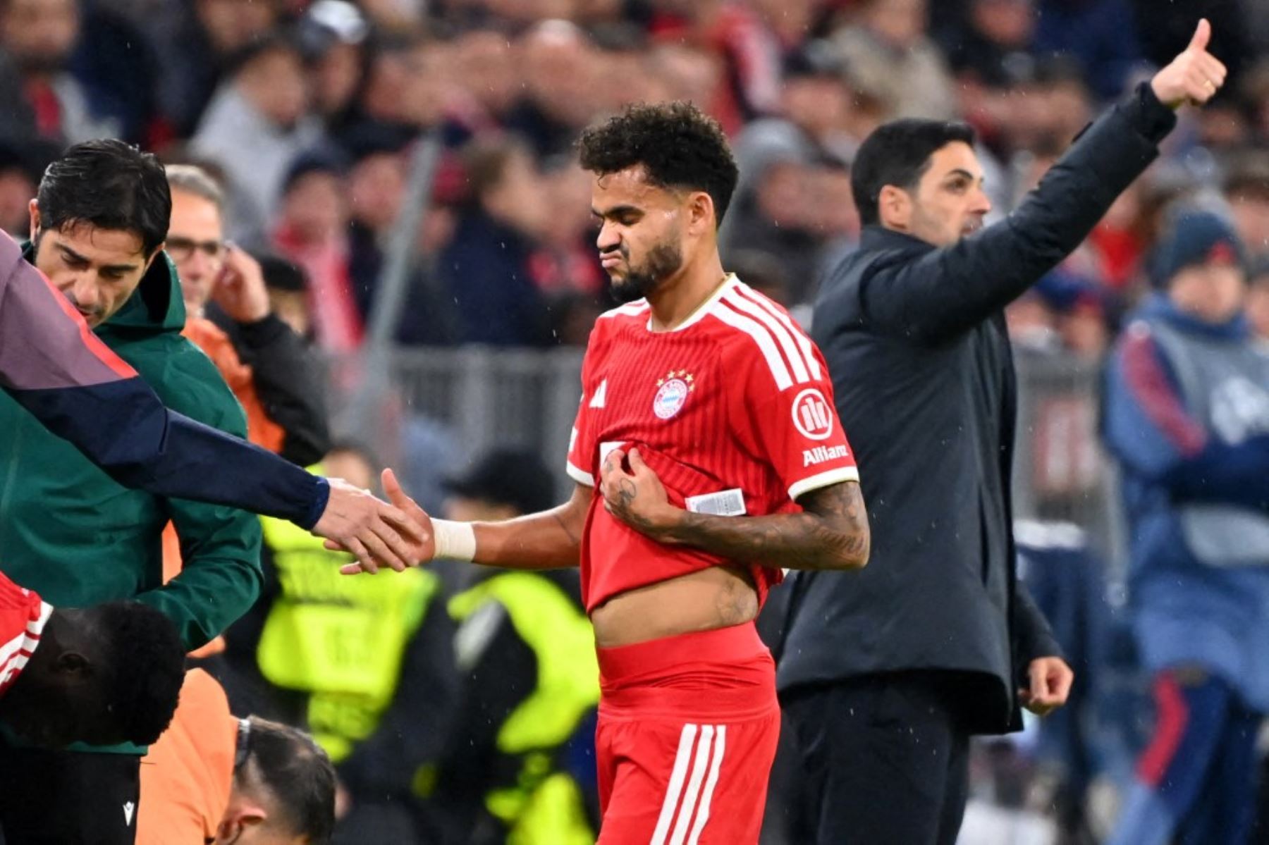 Malos días para Luis: Bayern Múnich confirma lesión muscular del colombiano Luis Díaz