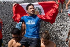 Piccolo Clemente se coronó campeón mundial en el ISA World Longboard Championship. Foto: Federación Peruana de Tabla.