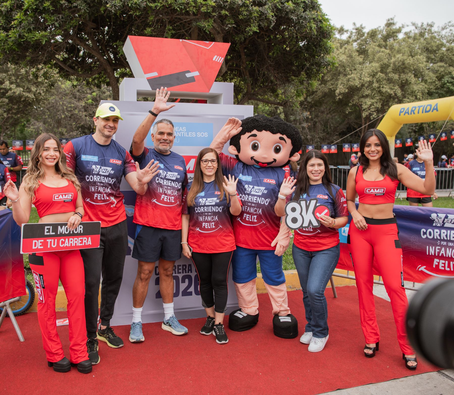 Familias y mascotas se unen por la niñez en carrera 8K de Aldeas Infantiles SOS