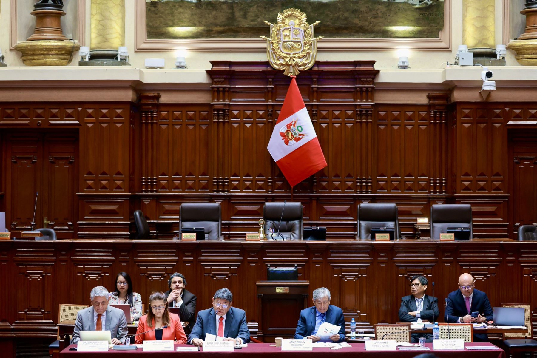 Congreso: PCM, MEF, MTC y gobiernos regionales sustentan presupuestos para 2027