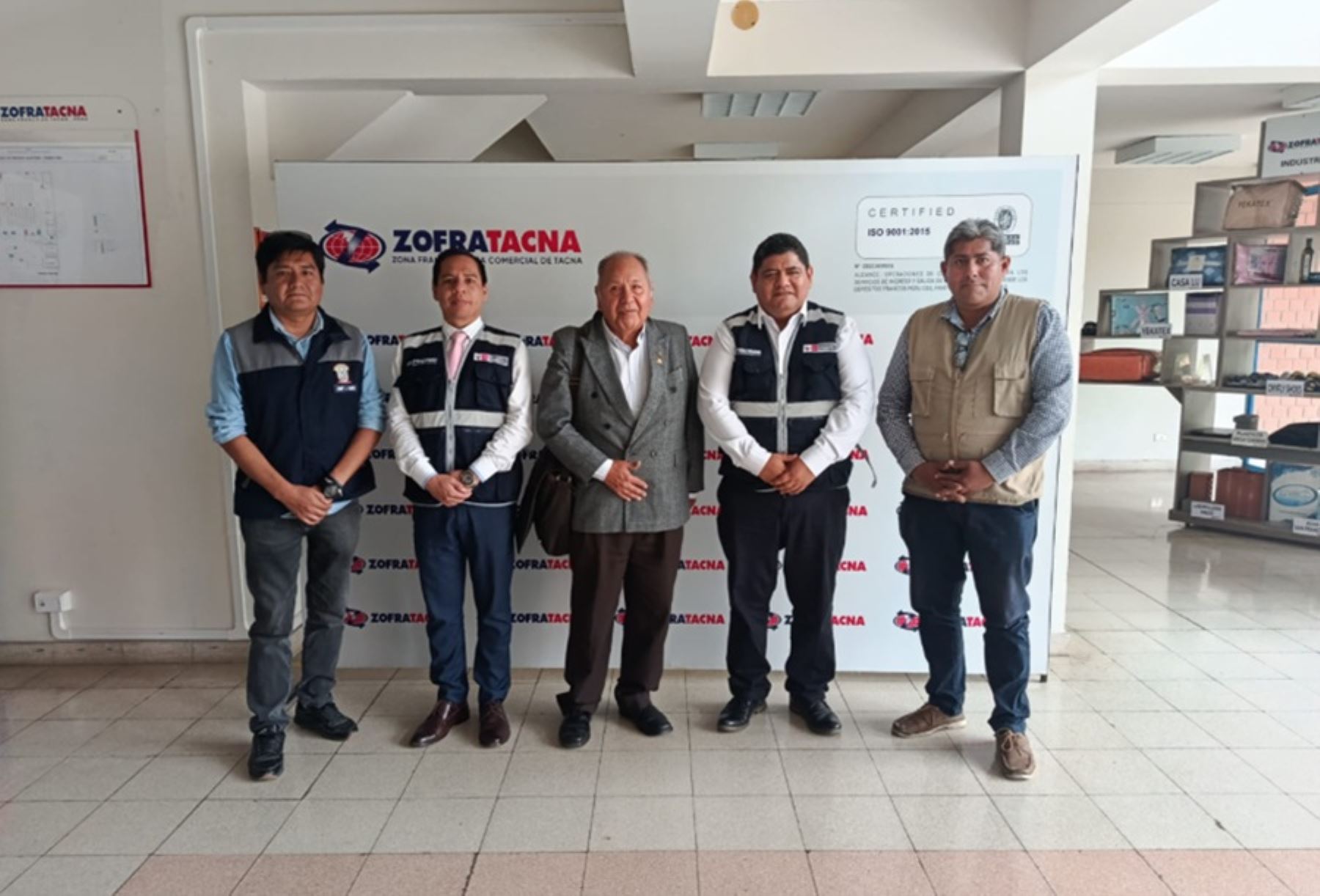 Tacna:Pronis coordina acciones para impulsar el futuro hospital docente y de investigación