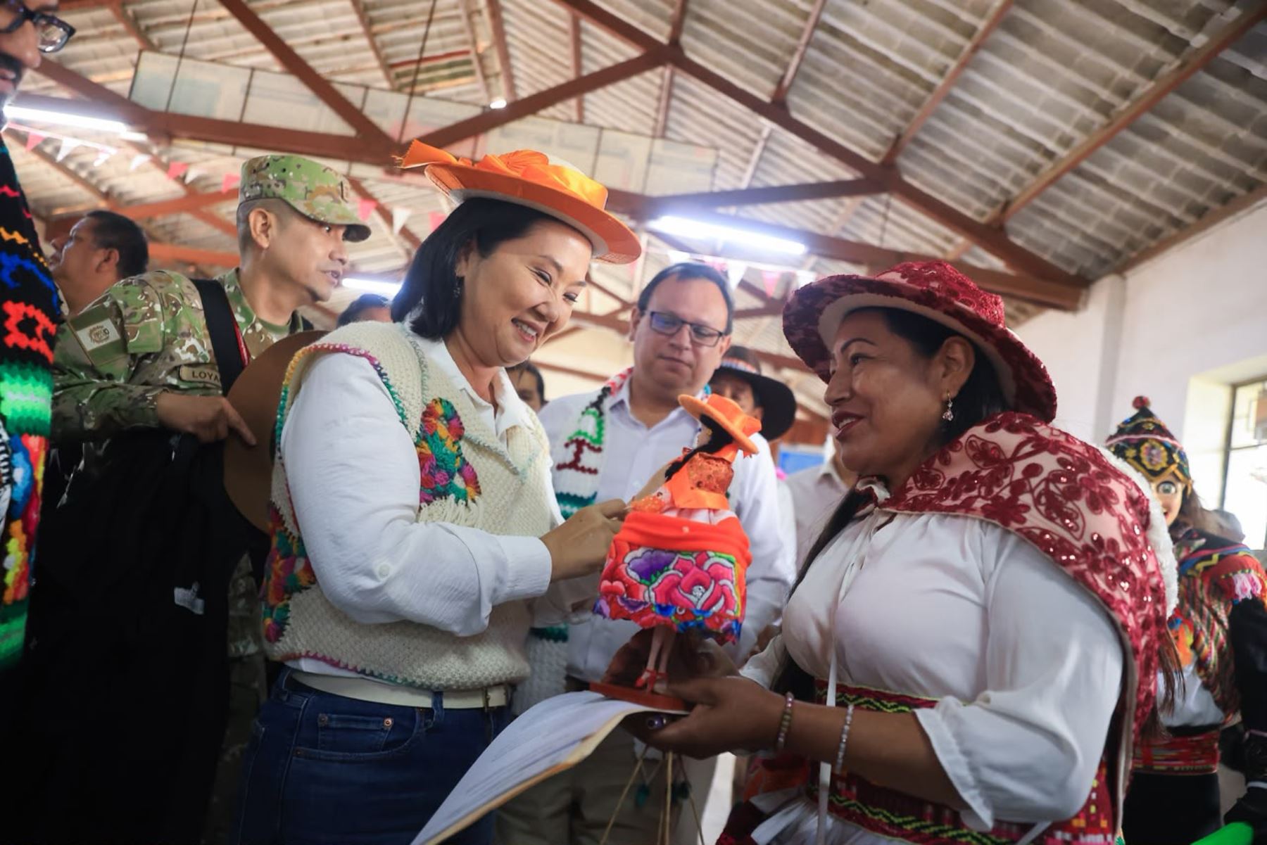 Presidenta Keiko Fujimori lideró el reinicio de operaciones del histórico Tren Macho en el tramo Chilca–Cuenca. Foto: ANDINA/Prensa Presidencia