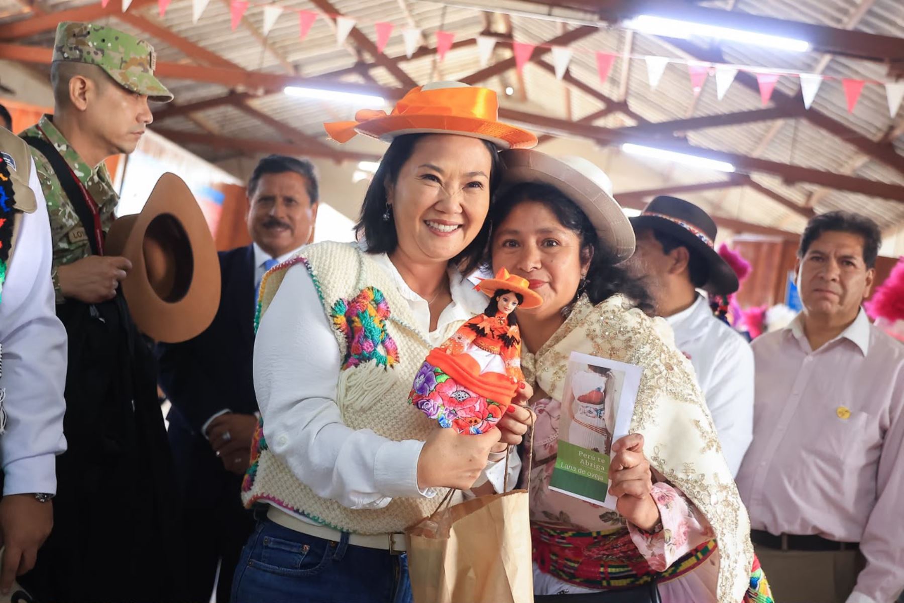Presidenta Keiko Fujimori lideró el reinicio de operaciones del histórico Tren Macho en el tramo Chilca–Cuenca. Foto: ANDINA/Prensa Presidencia