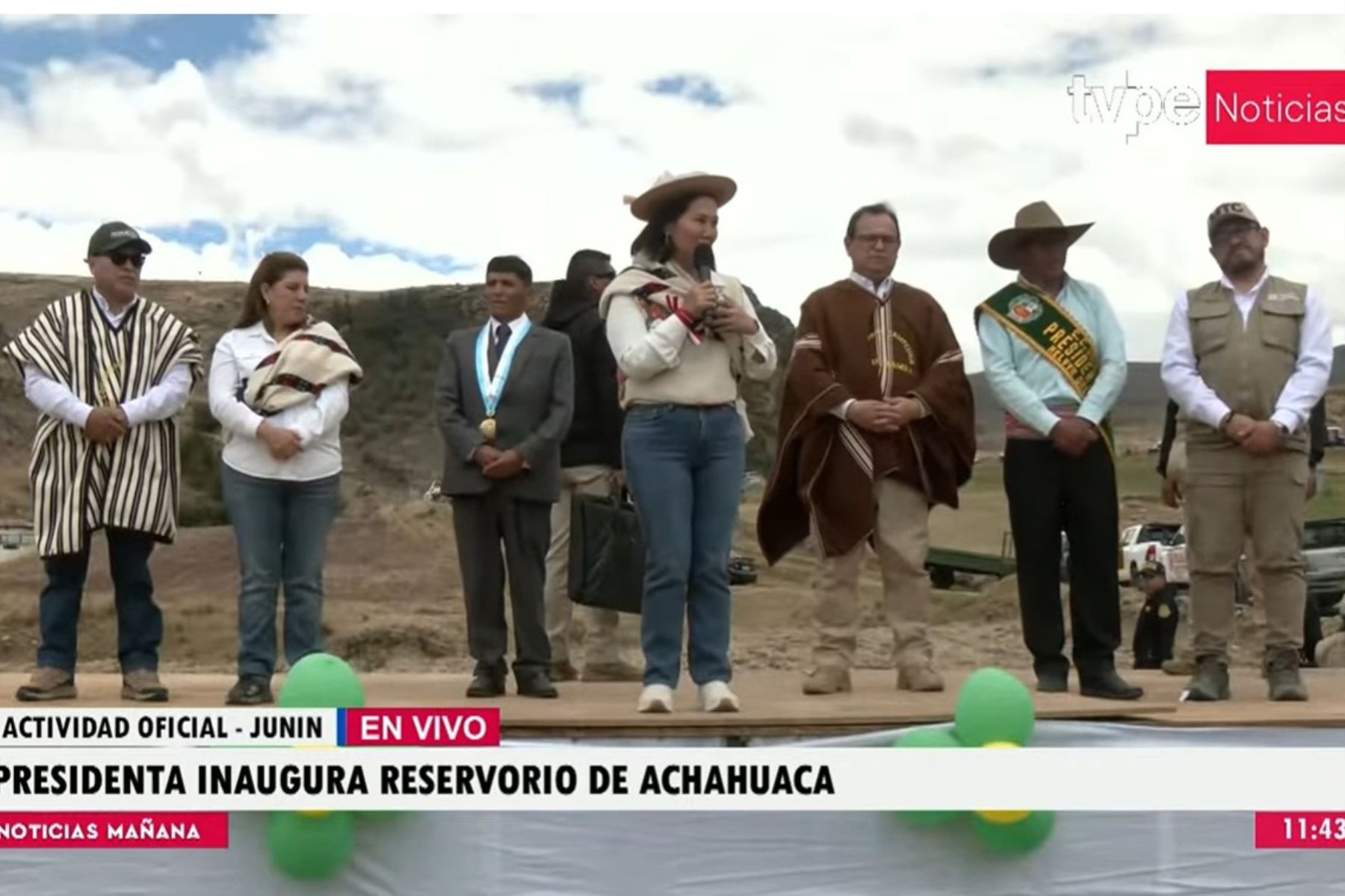 Presidenta Fujimori inaugura reservorios en comunidades de Achahuanca y Usibamba
