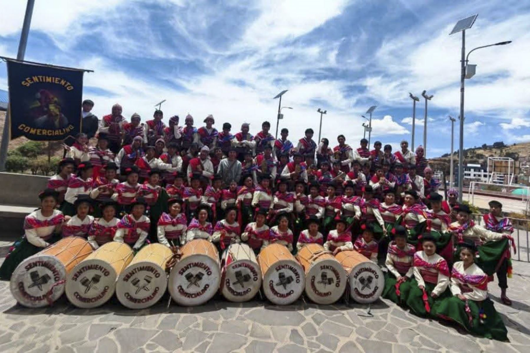 Puno: dos agrupaciones escolares de Yunguyo ganaron Concurso Regional de Sikuris