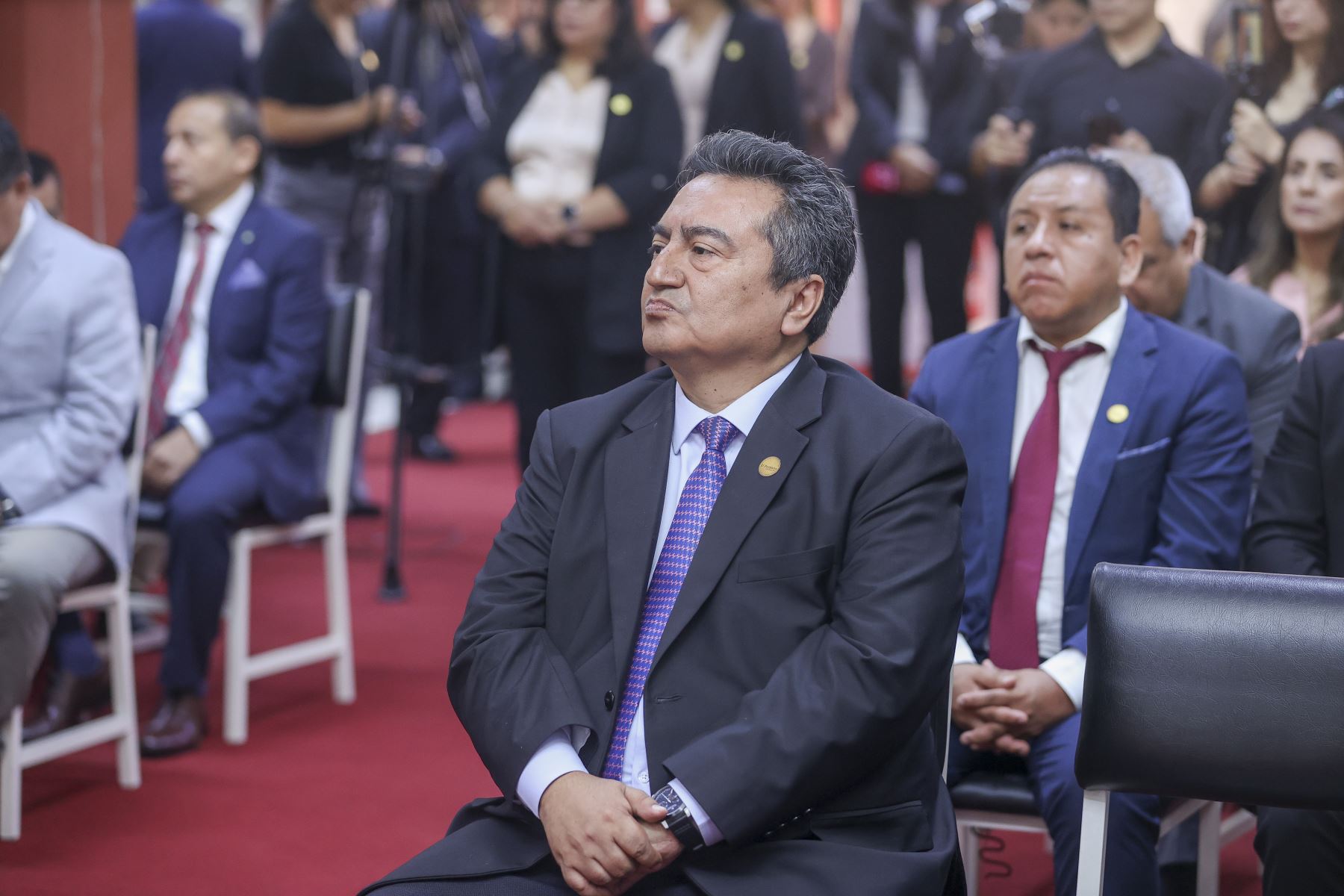 Lima - 26 octubre 2026. Editora Perú recibe la licencia de uso de la Marca Perú en una ceremonia con la participación del ministro de Comercio Exterior y Turismo, Rogers Valencia; la presidenta ejecutiva de Promperú, Teresa Mera Gómez; el presidente del directorio de Editora Perú, Hugo Aguirre Castañeda, y su gerente general, Félix Paz Quiroz. El reconocimiento destaca el aporte del Diario Oficial El Peruano y la Agencia Andina a la información y la identidad nacional. Foto: ANDINA/Andrés Valle
