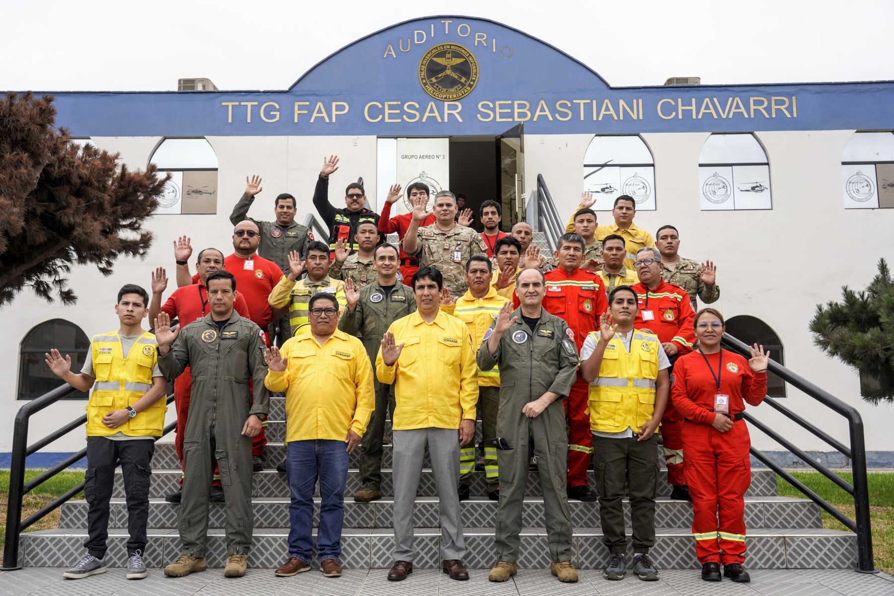 Incendios forestales: el Sernanp y la FAP refuerzan respuesta por tierra y aire