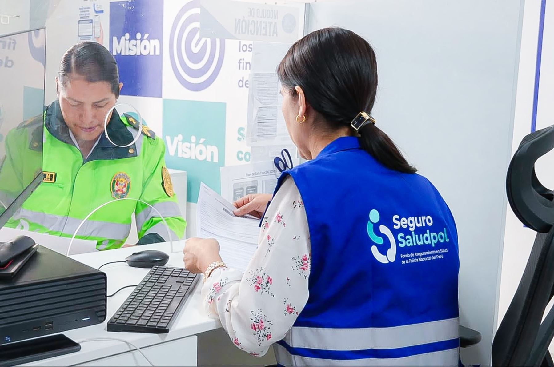 SaludPol amplía la cobertura médica para policías y sus familias en todo el país