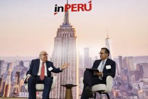 The Governor of the Central Reserve Bank of Peru (BCRP), Julio Velarde held a discussion with Luis Oganes—Head of Global Macroeconomic Research at J.P. Morgan—regarding the outlook for the Peruvian economy, the international interest-rate landscape, and monetary policy. Photo: Courtesy.